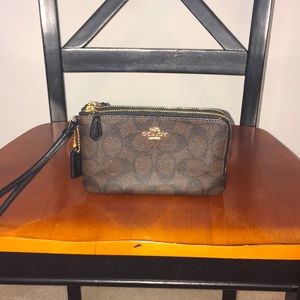 NWOT Coach Double Zip Wallet/Wristlet